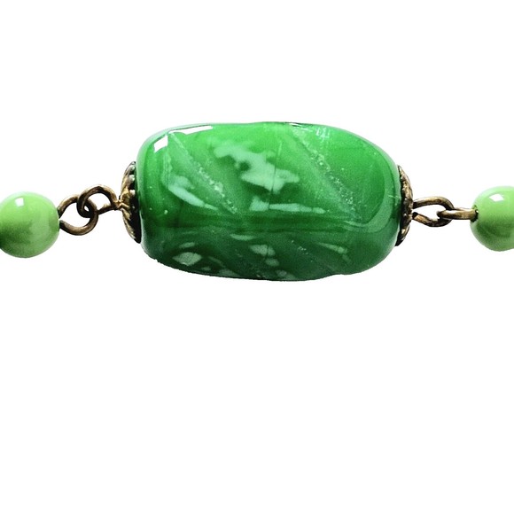 Art Deco Jadeite Beaded Necklace 36" Gold Tone VTG VGC! - Picture 8 of 10